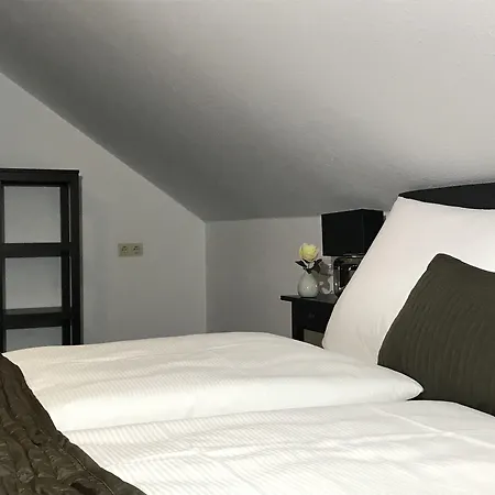 Degen Otel Weilerbach